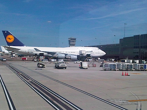 Lufthansa 747.jpg